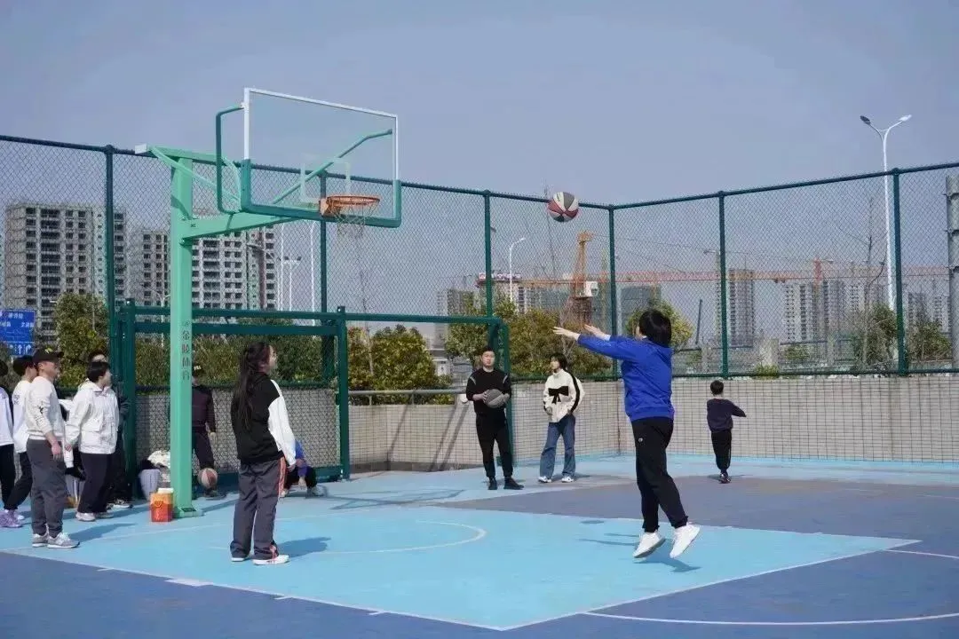 如何在杯赛中获得更好的训练和发展机会_2